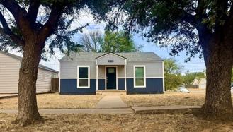 2000 W Kentucky Ave - Photo 1 of 1