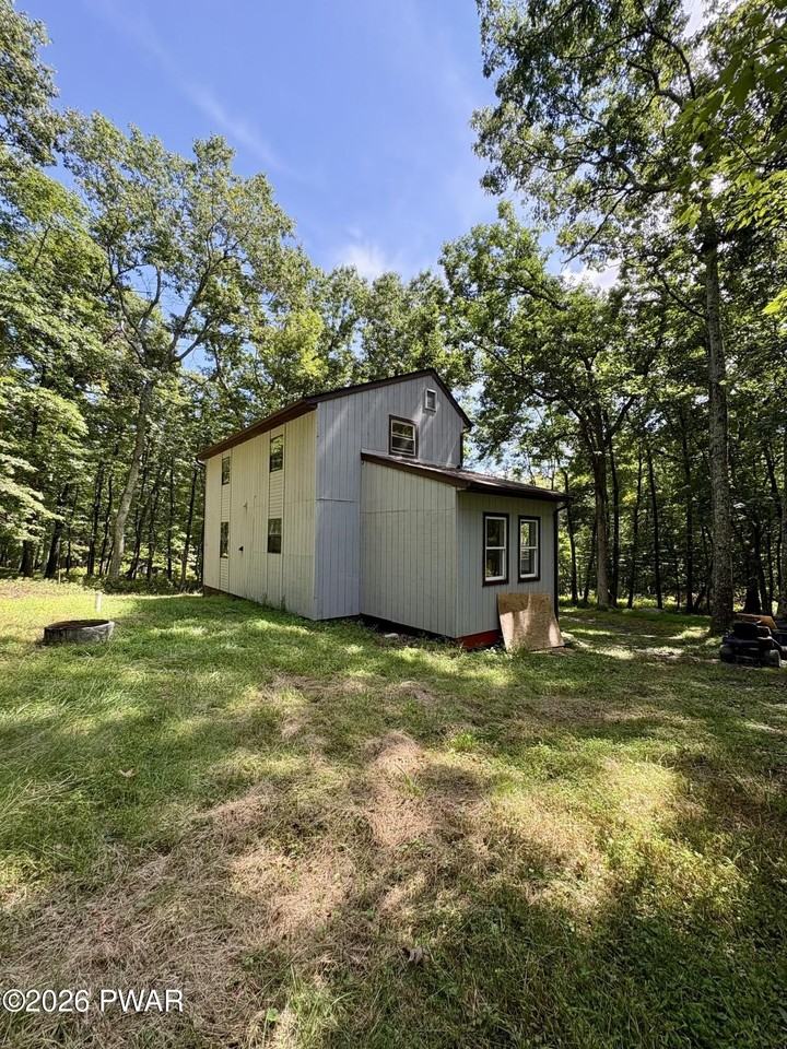 142 Doe Loop - Photo 2 of 28