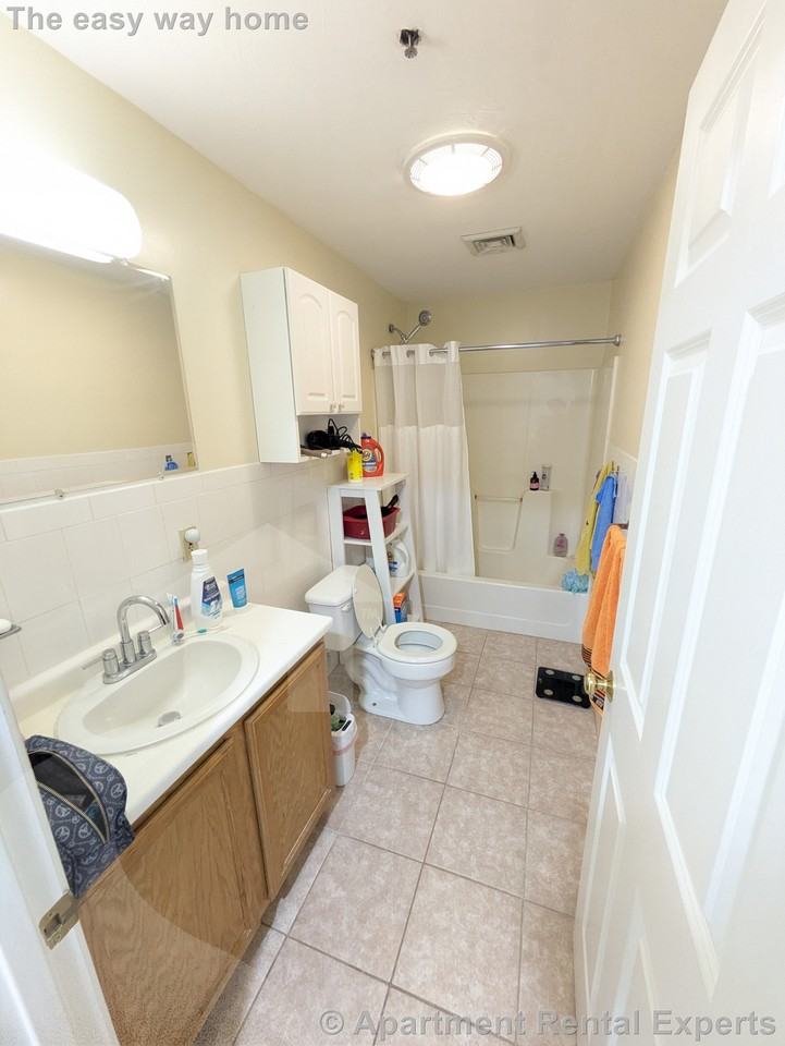 15 Pearl St #22 - Photo 5 of 8
