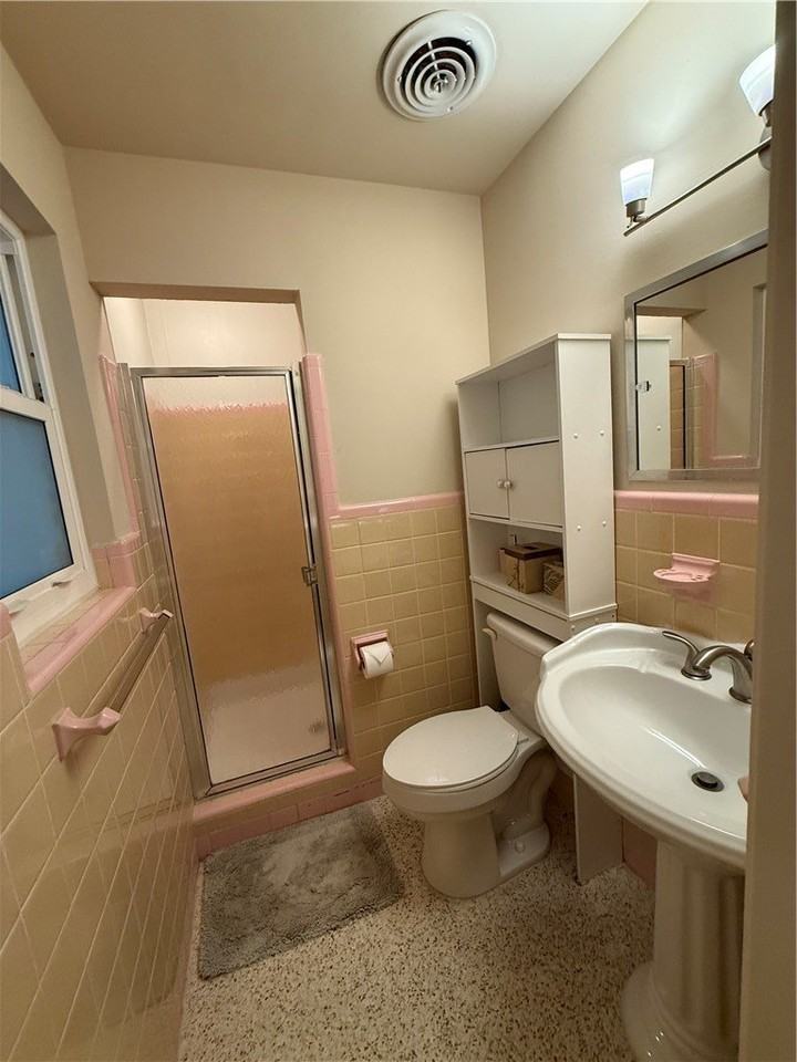 1736 36th Ave - Photo 7 of 15