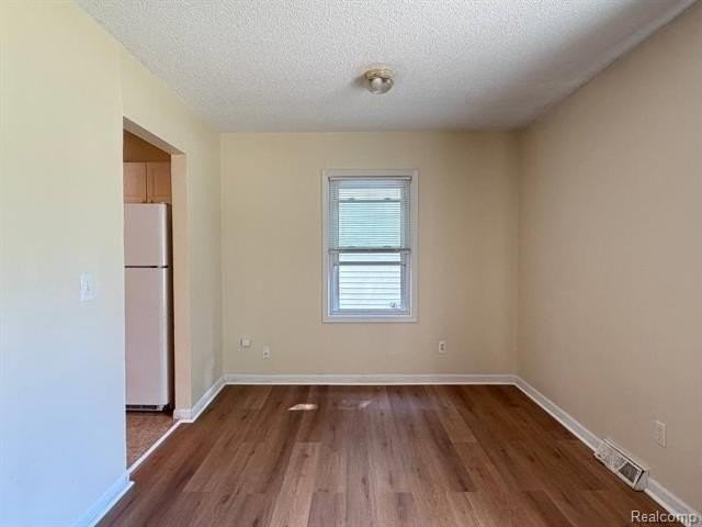 15024 Lyons St - Photo 5 of 19