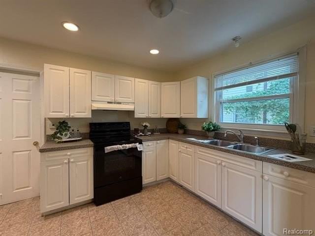 15024 Lyons St - Photo 6 of 19