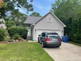 39 Ascot Ave - Photo 1 of 1