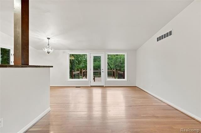 1011 Brooklawn Dr - Photo 5 of 26