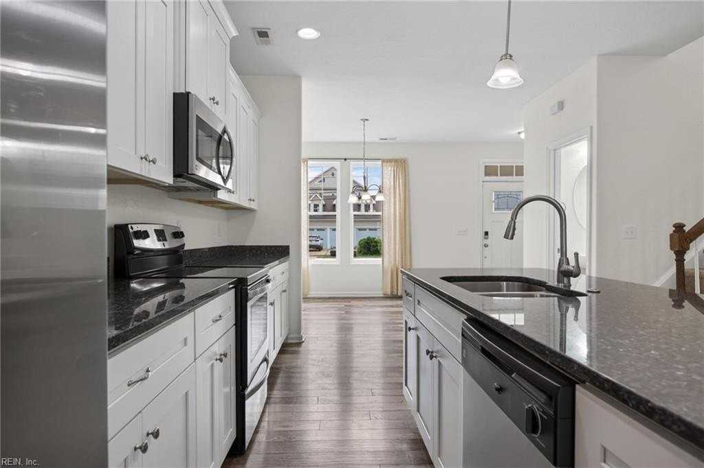 937 E Ocean View Ave - Photo 3 of 44