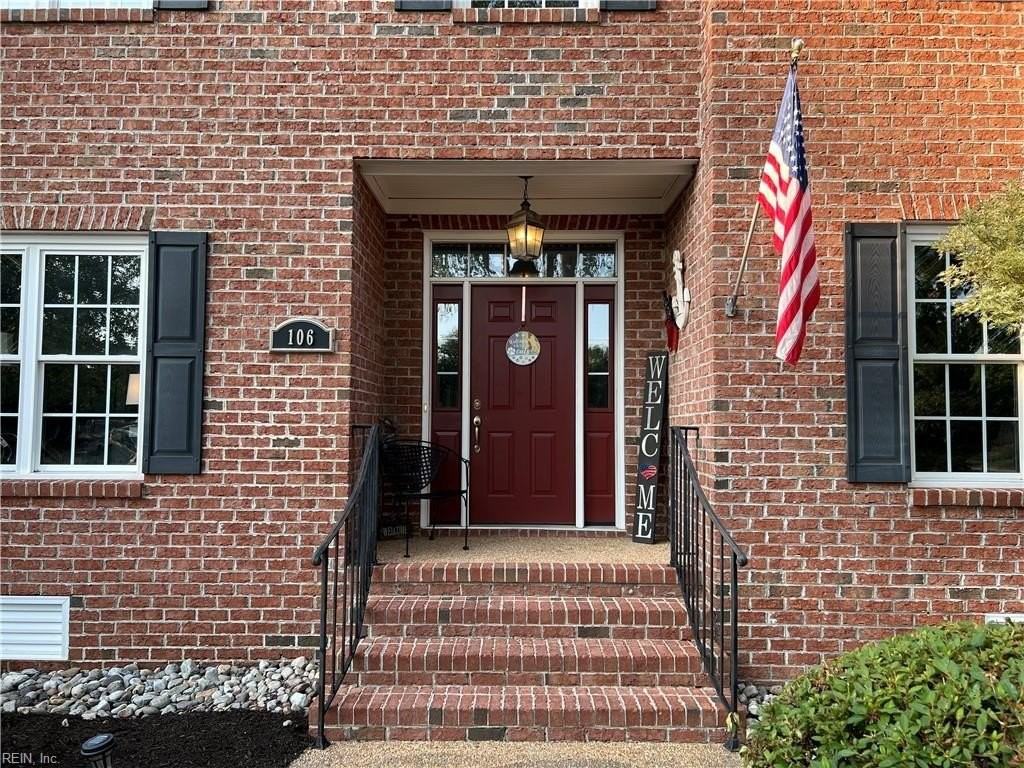 106 Fisher Ct - Photo 2 of 50