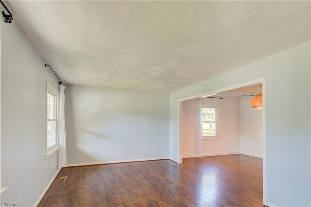 427 Las Gaviotas Blvd - Photo 4 of 49