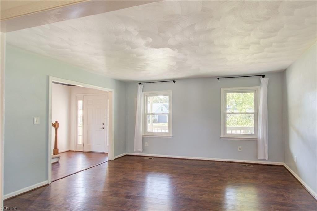 427 Las Gaviotas Blvd - Photo 5 of 49