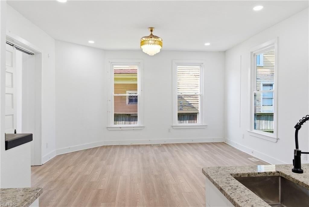 123 Saint James Ave - Photo 6 of 27