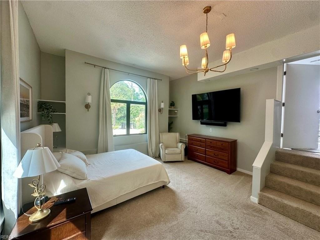 728 Surfside Ave - Photo 7 of 34