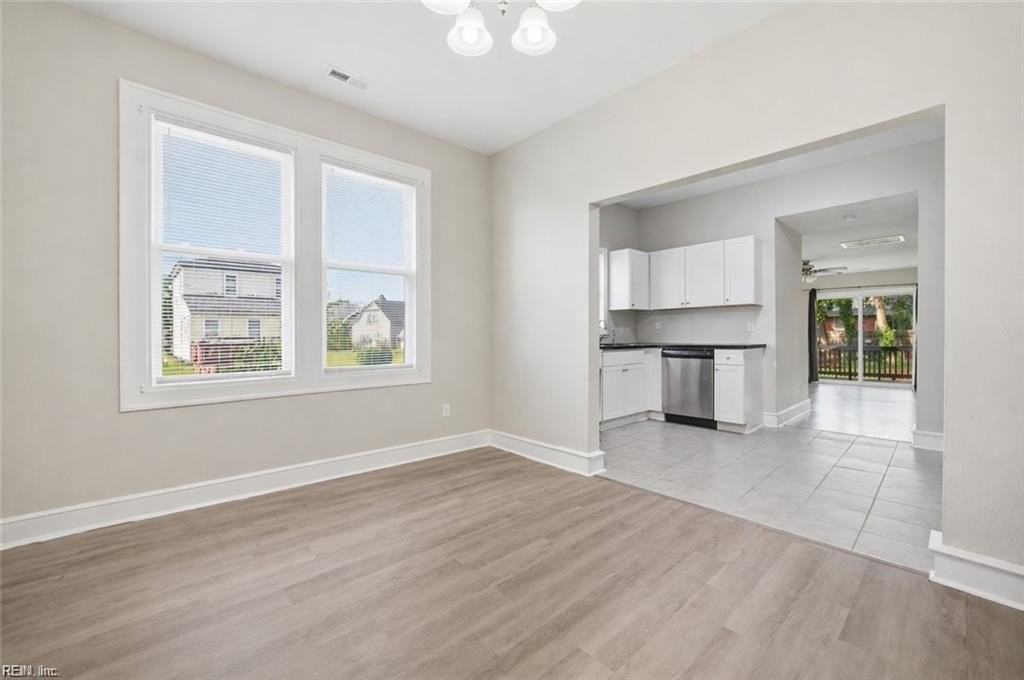 413 Highland Ave - Photo 4 of 10