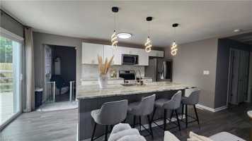 featured image of 600 Apache Rd