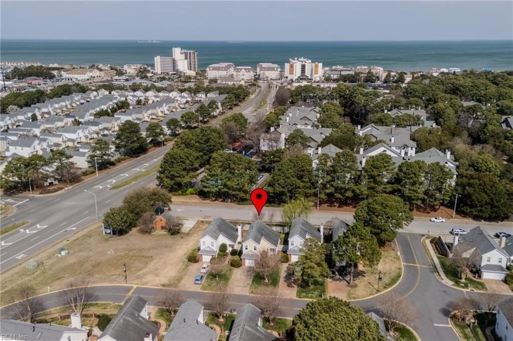 2157 Marina Shores Dr - Photo 2 of 24