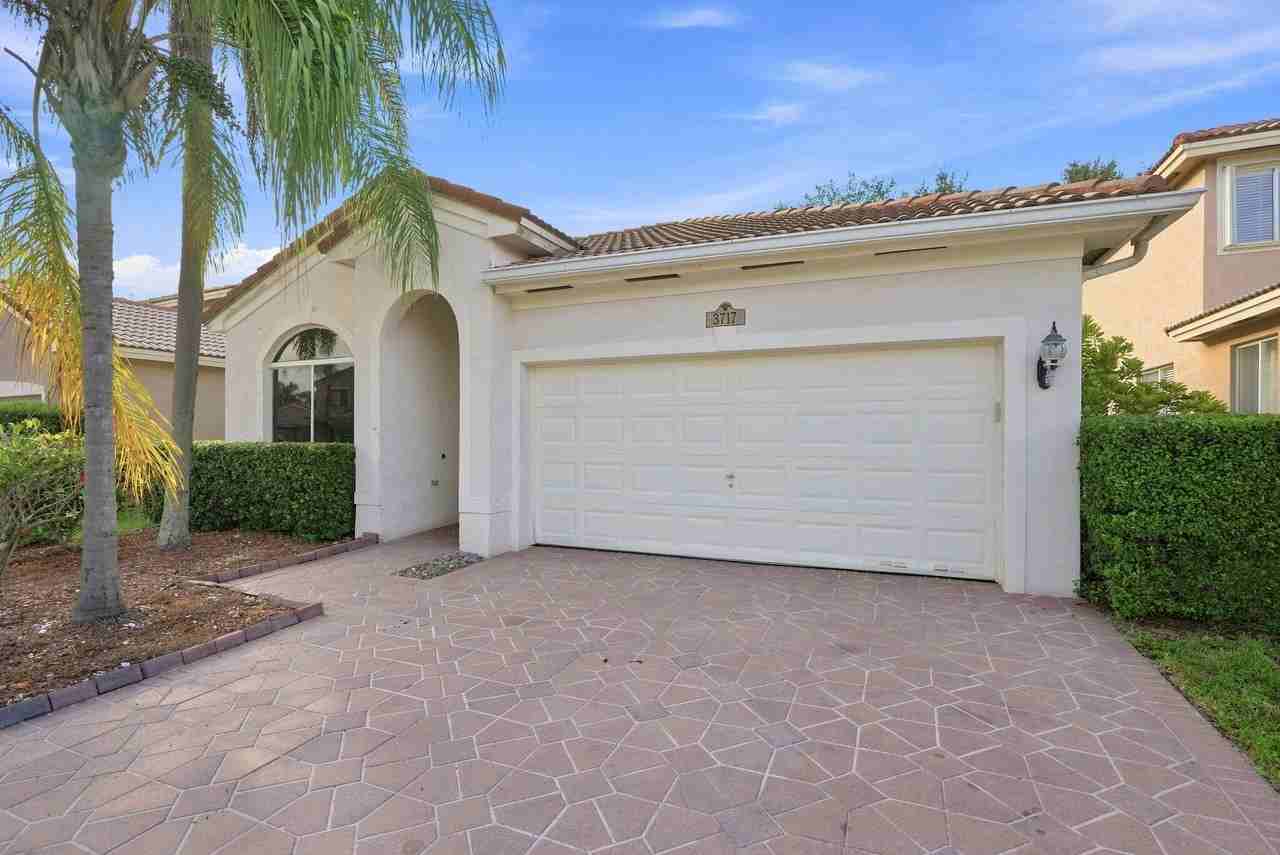 3717 Pebblebrook Mnr - Photo 4 of 31