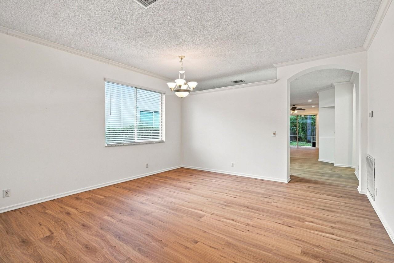 3717 Pebblebrook Mnr - Photo 6 of 31