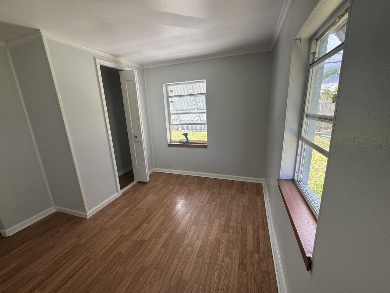 6101 Ne 4th Ave - Photo 6 of 9