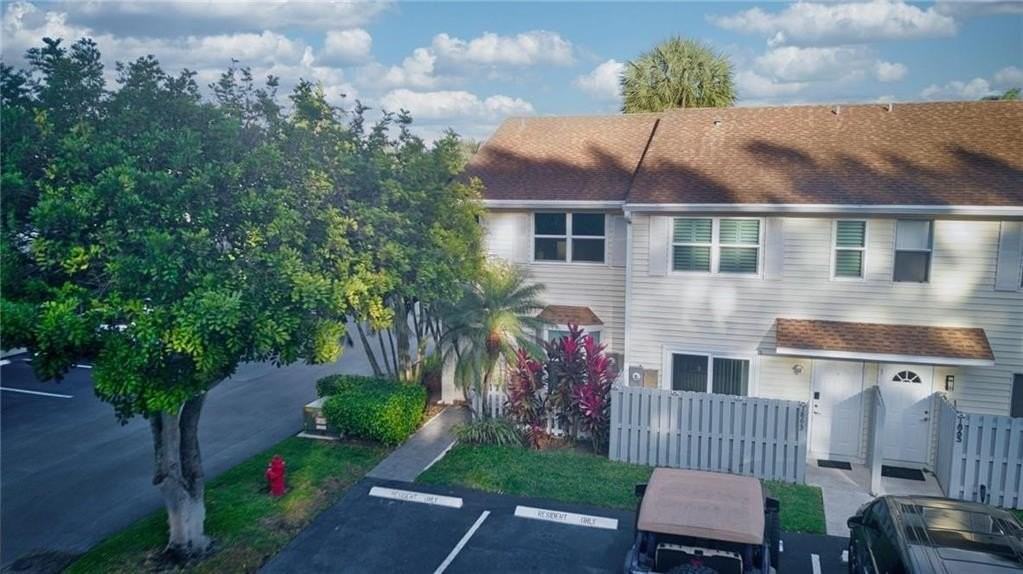 1861 Ne 15th Ave - Photo 6 of 27