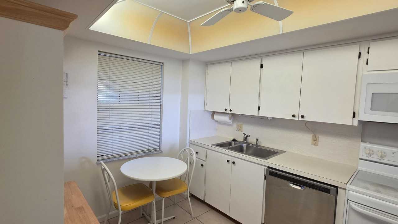 3100 Se Pruitt Rd #G107 - Photo 3 of 26