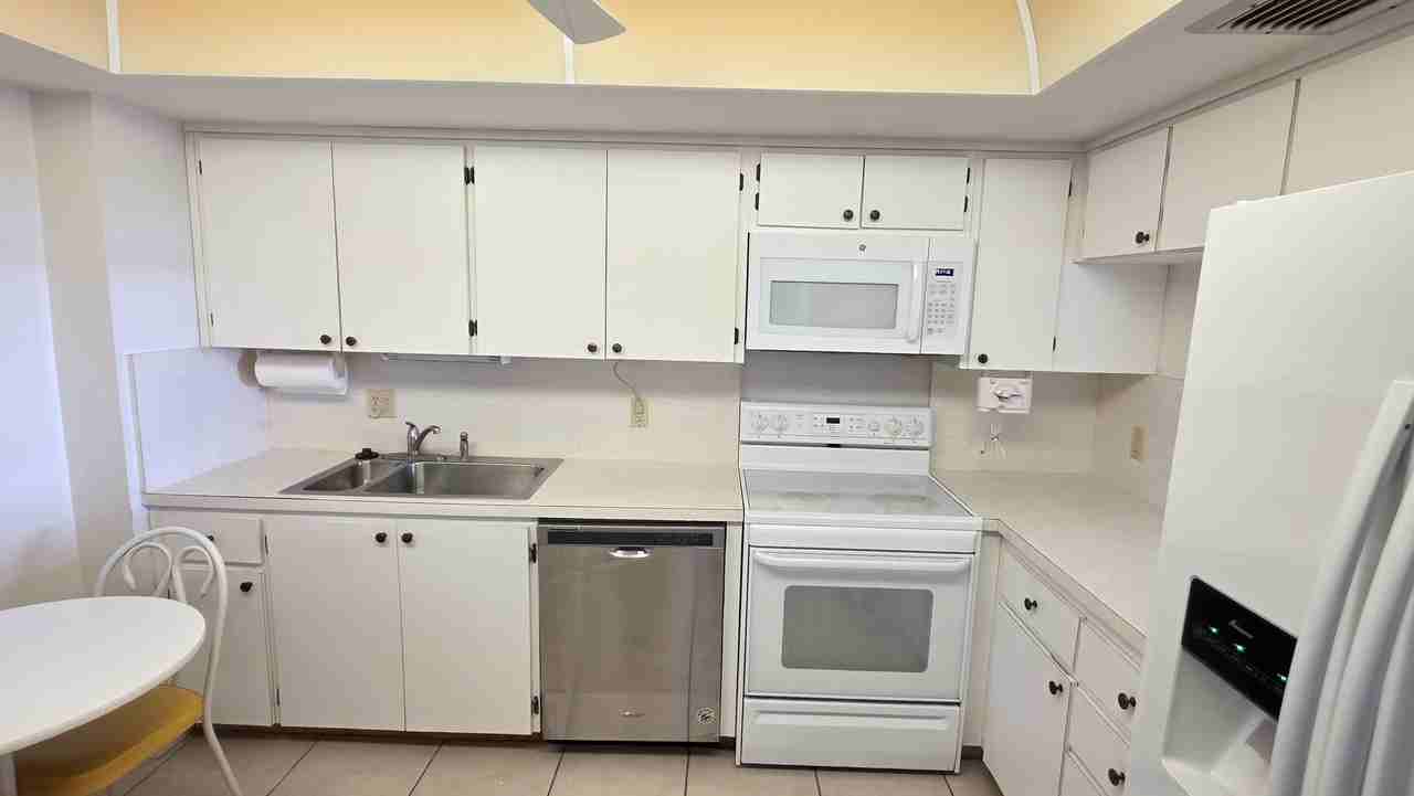 3100 Se Pruitt Rd #G107 - Photo 4 of 26