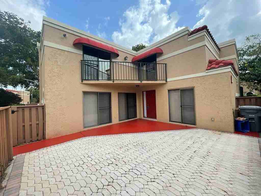 8243 Thames Blvd #D - Photo 3 of 23
