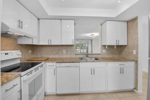 featured image of 10 Willowbrook Ln #207