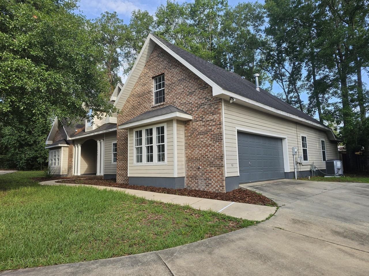 11444 Nw 18th Ln - Photo 2 of 50