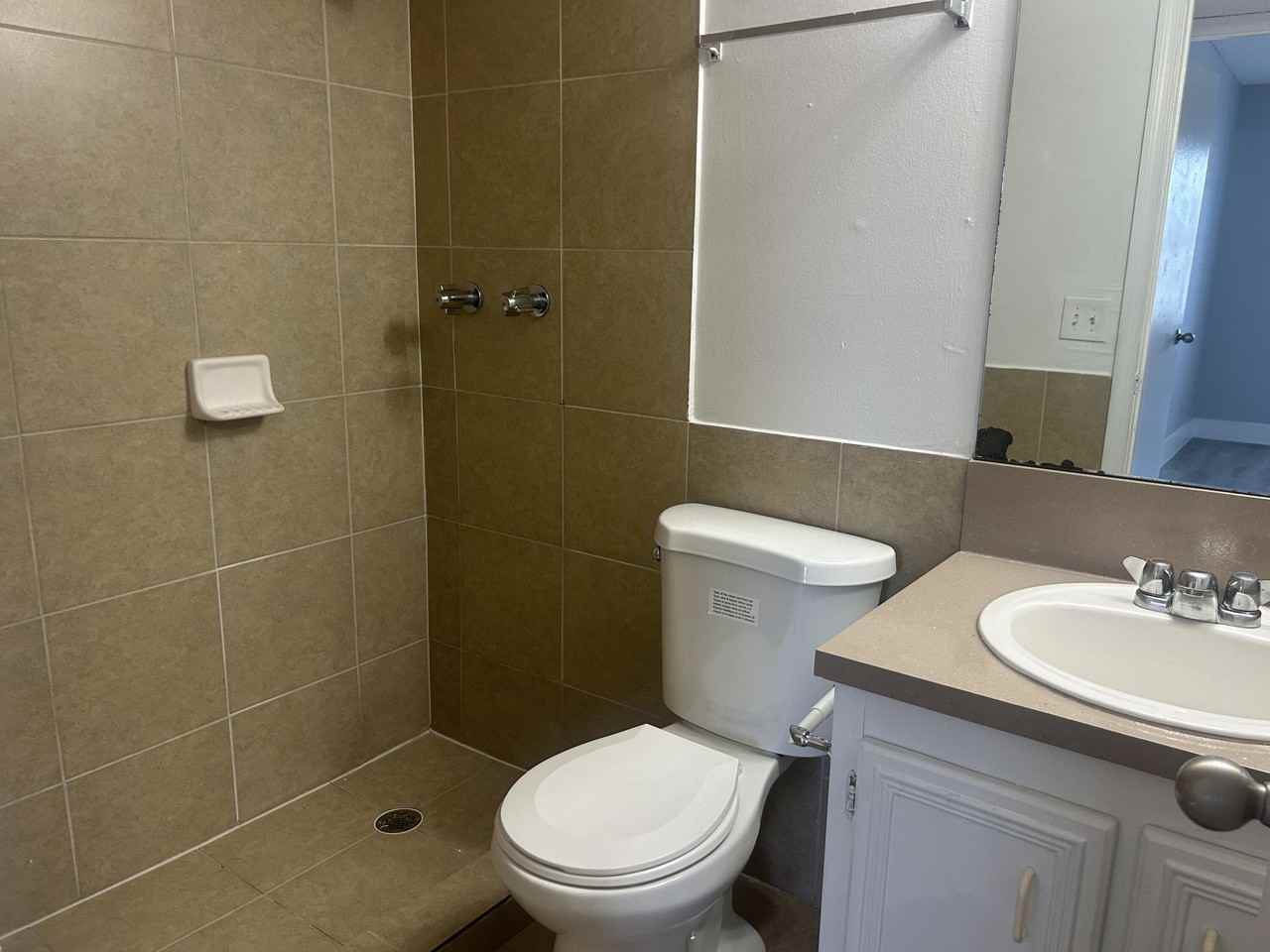 3220 Nw 84th Ave #F635 - Photo 6 of 9