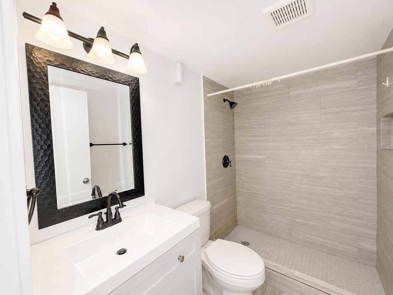 119 Sussex F #119 - Photo 6 of 15