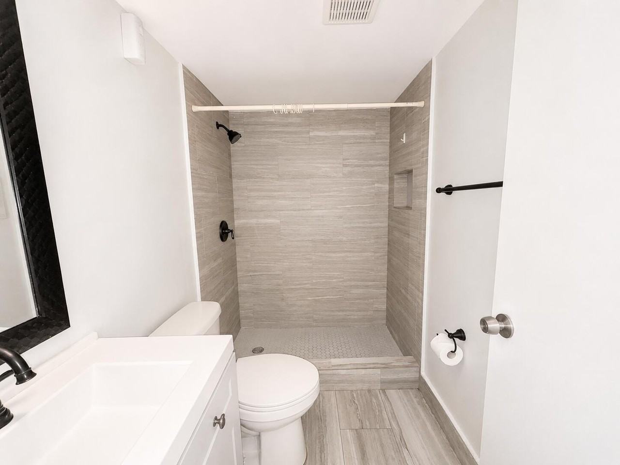 119 Sussex F #119 - Photo 7 of 15