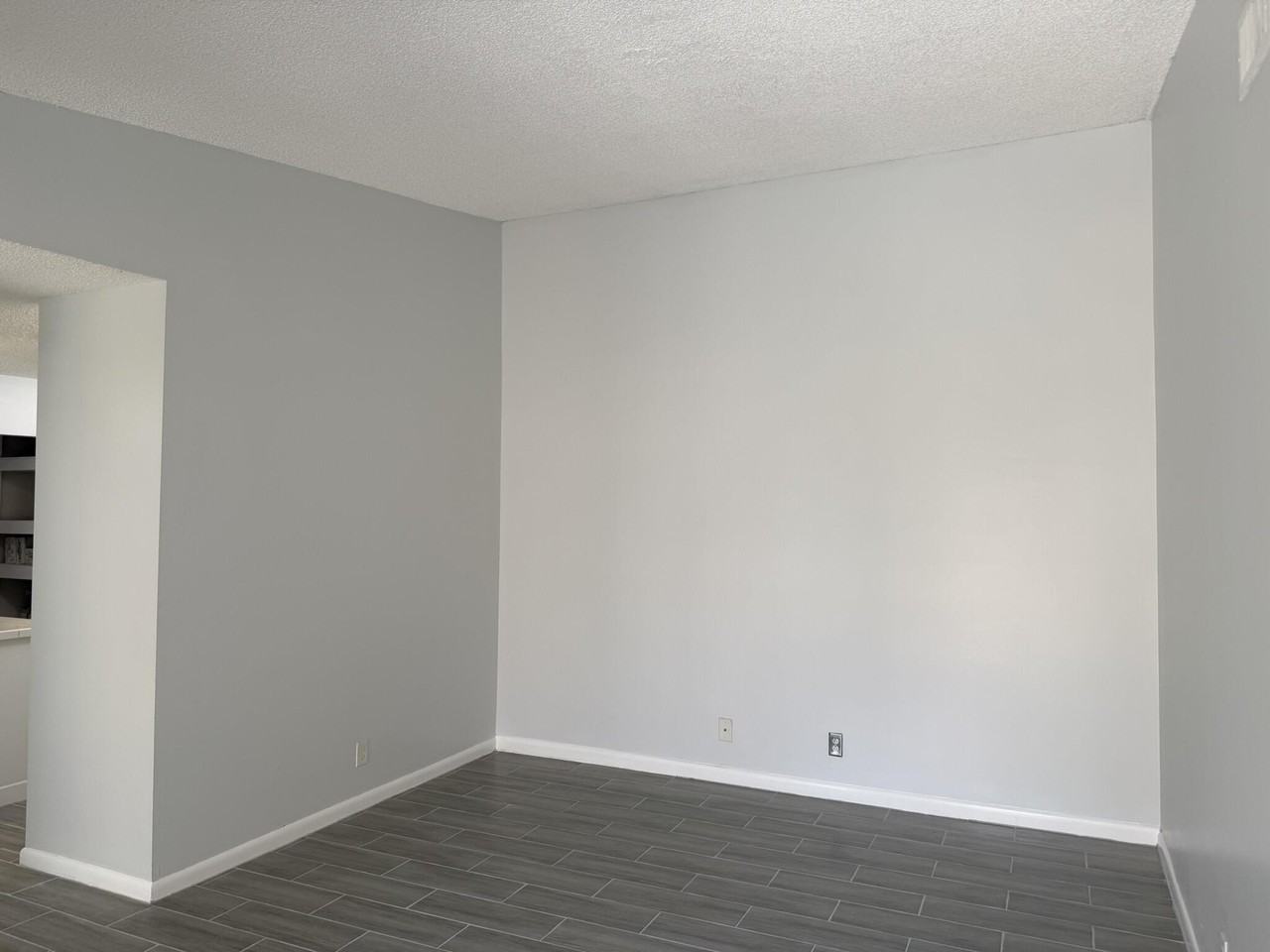 1501 Waterview Cir - Photo 6 of 20