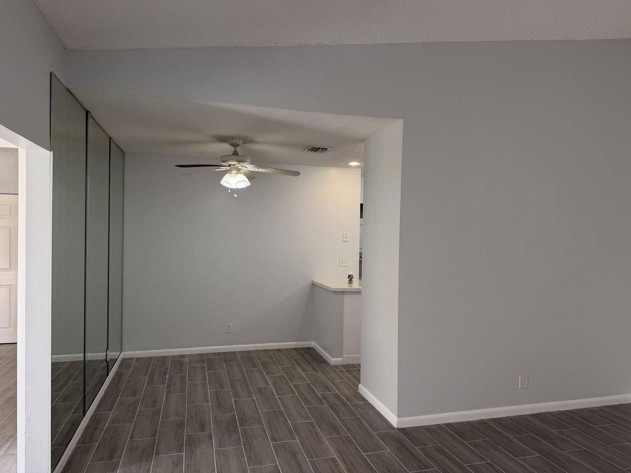 1501 Waterview Cir - Photo 7 of 20