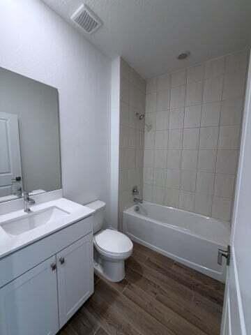 6560 Se Park Trace Dr - Photo 3 of 14