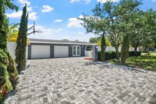 5496 Ne 22nd Ave - Photo 1 of 1