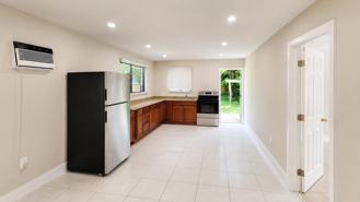 6220 Sw 27th St #3 - Photo 1 of 1