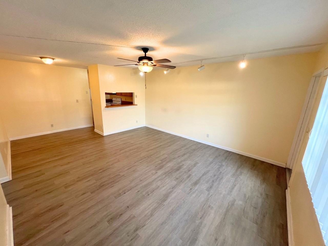 843 Twin Lakes Dr #30B - Photo 2 of 17