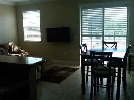 29 Ne 24th Ave #29 - Photo 4 of 4