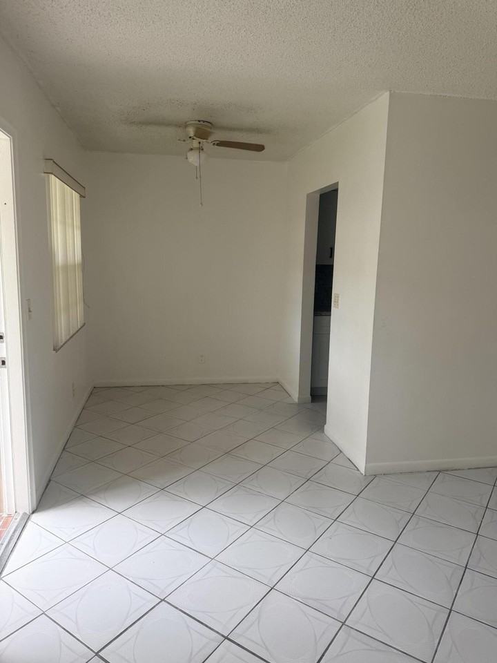 1210 Old Boynton Rd #103 - Photo 7 of 13