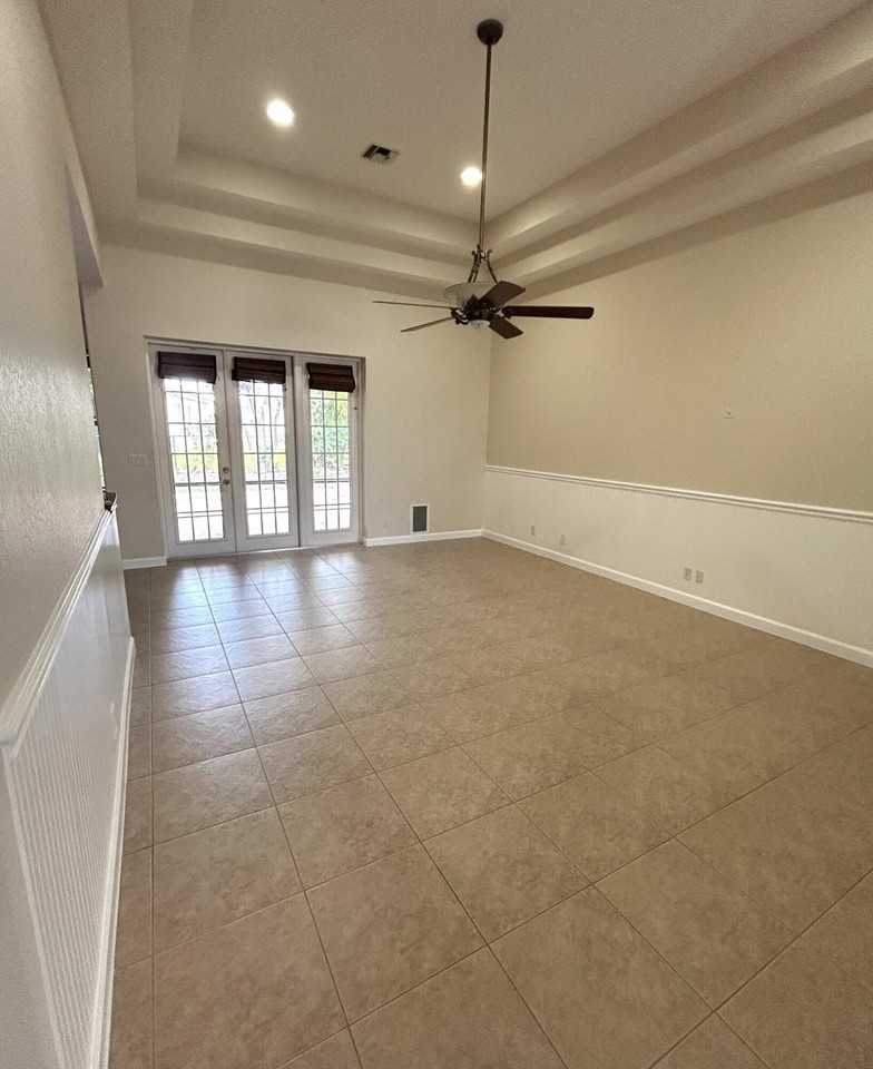 3804 Victoria Rd - Photo 7 of 42