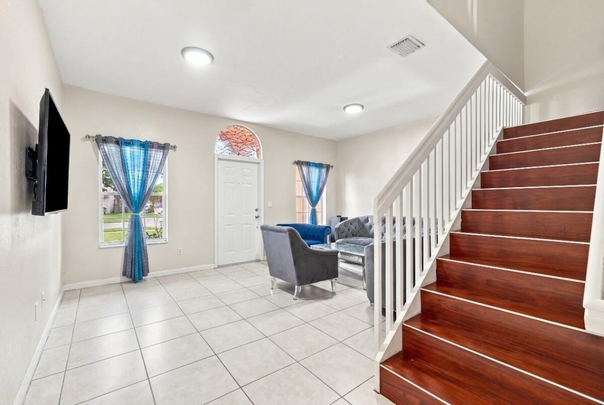 406 W Santa Catalina Cir #406 - Photo 2 of 23