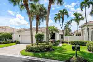 featured image of 2412 Nw 67th St