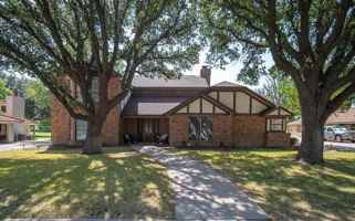 featured image of 5218 Beverly Dr
