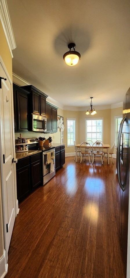 910 Mccathern Ave - Photo 6 of 50
