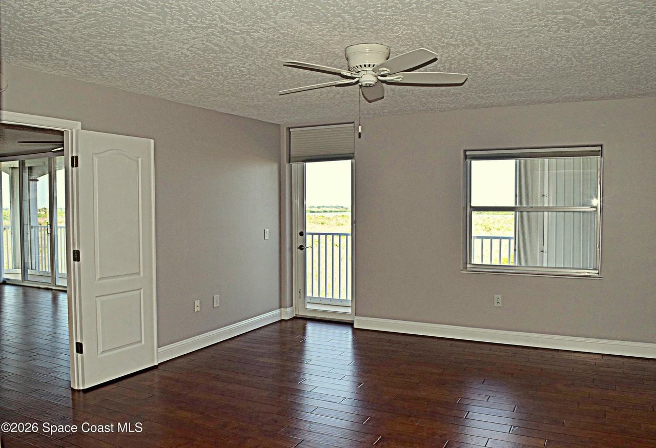 801 Del Rio Way #502 - Photo 7 of 25