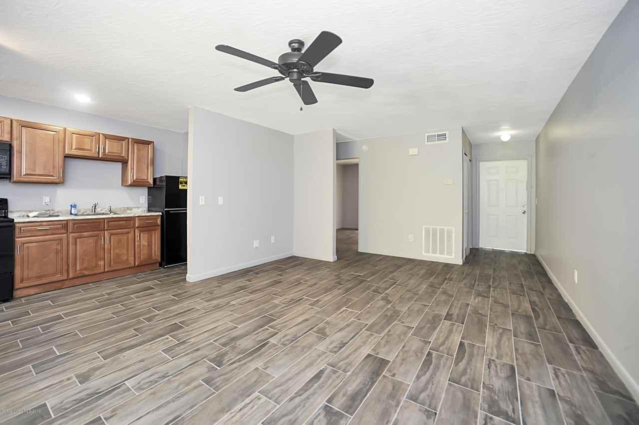 1928 Agora Cir Se #106 - Photo 6 of 10