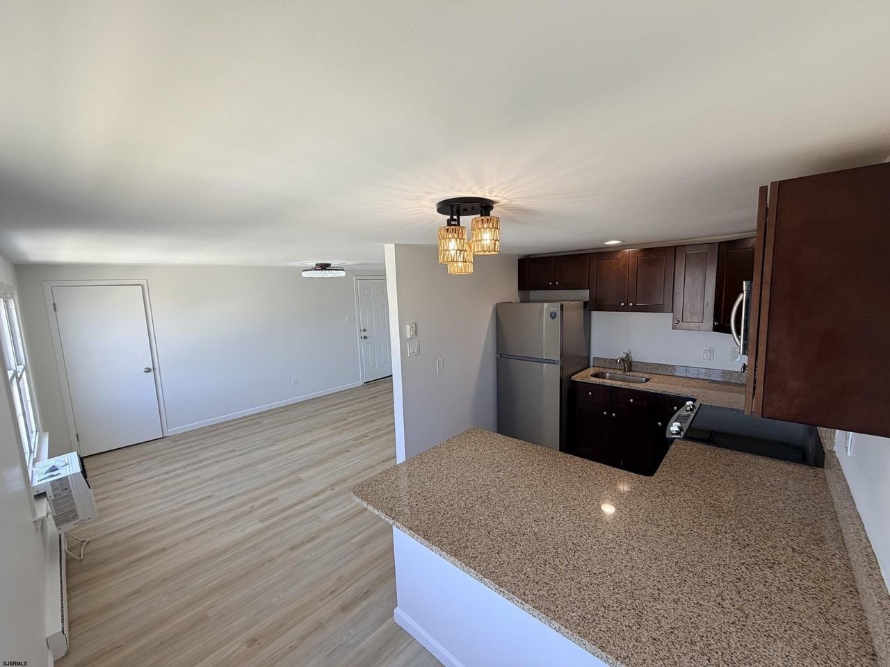 3200 W Brigantine Ave #3 - Photo 6 of 20