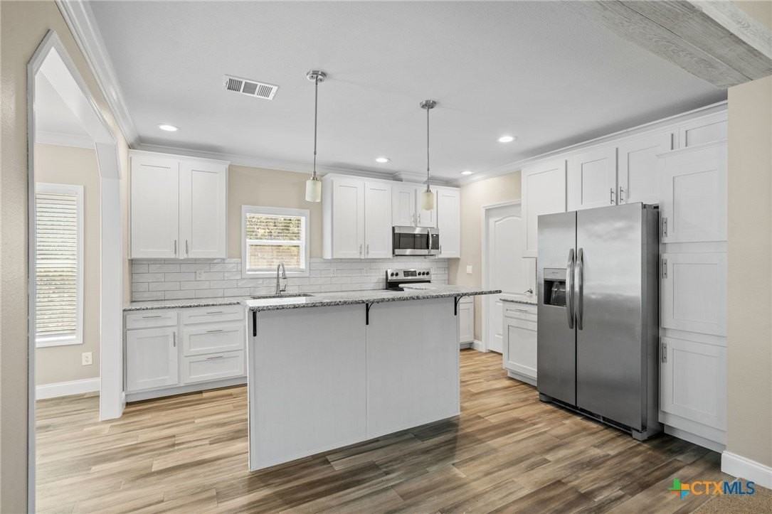 711 La Cresta Dr - Photo 6 of 24