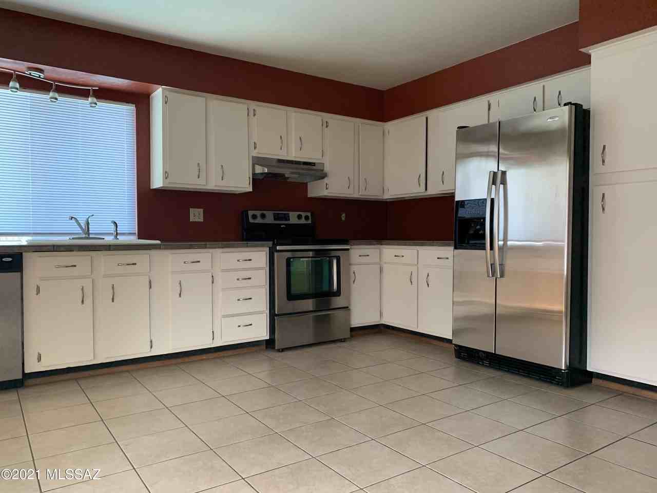 2602 S Black Moon Dr - Photo 7 of 31