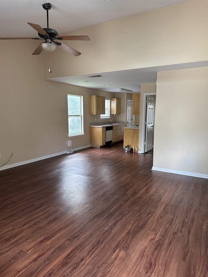 2287 Hartsfield Way - Photo 2 of 11