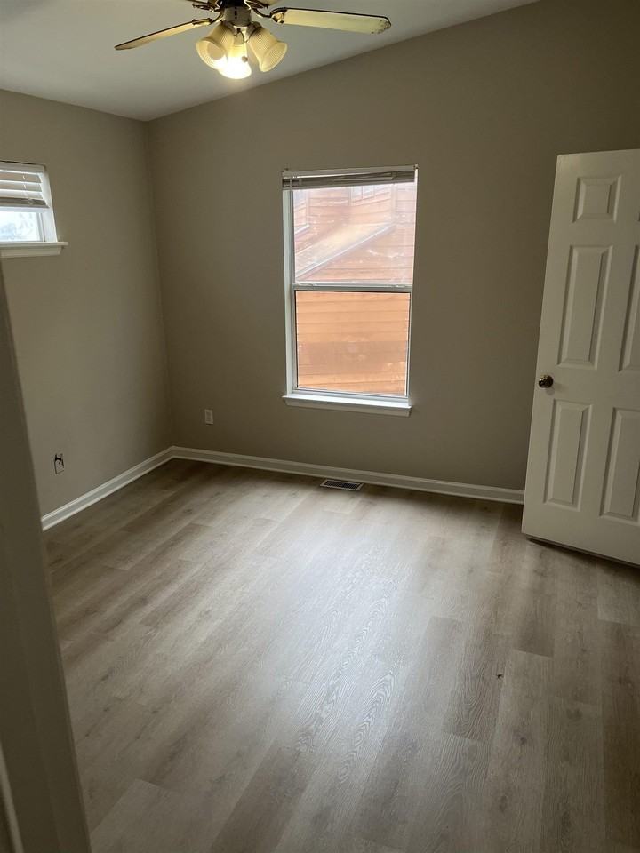 2287 Hartsfield Way - Photo 7 of 11