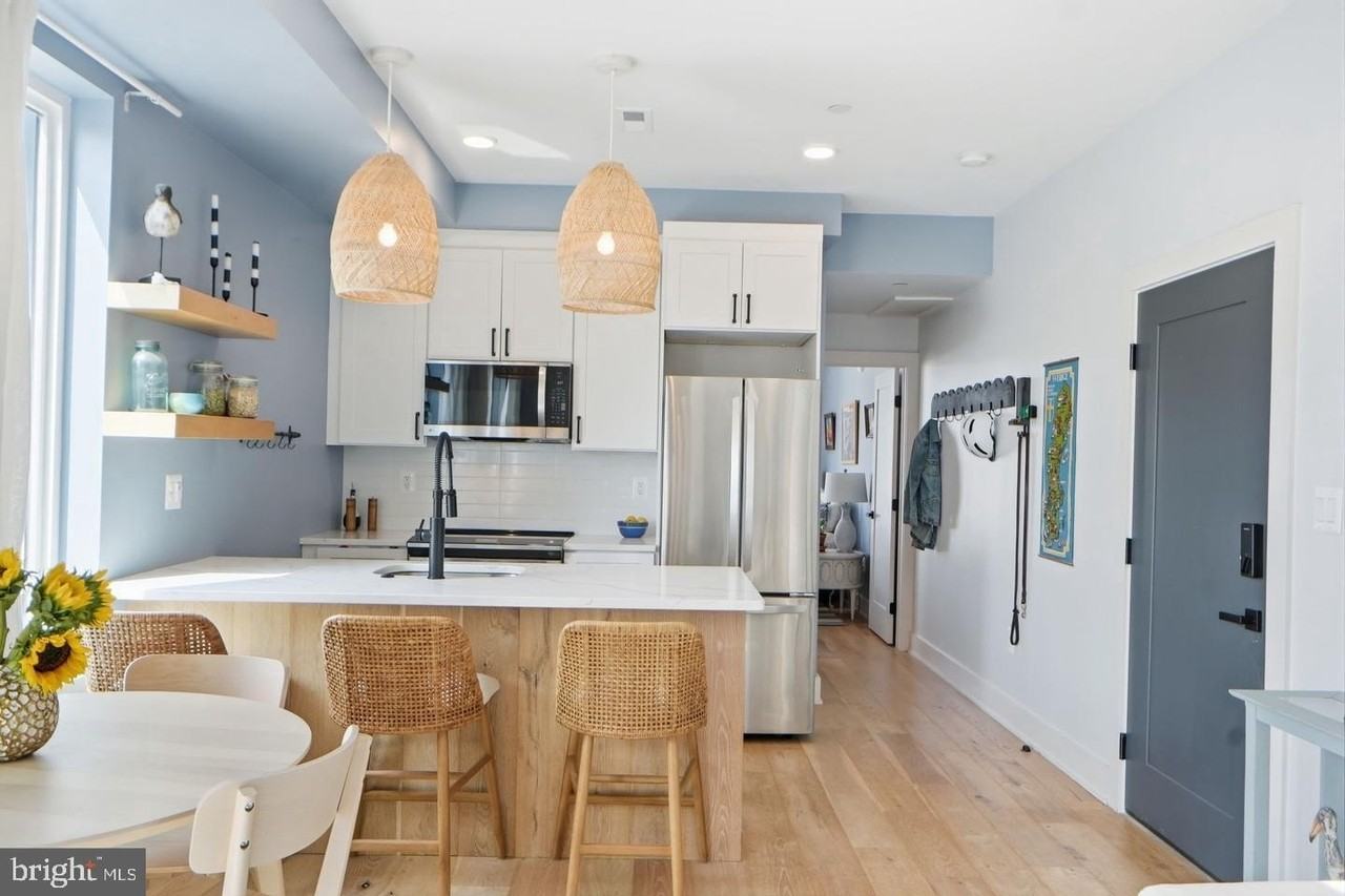 623 Kennedy St Nw #10 - Photo 7 of 38